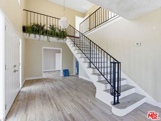 349 Somerset Circle photo 2