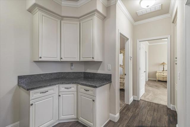 690 Persian Drive, Sunnyvale CA: https://media.crmls.org/mediaz/da9b11af-317e-484d-ae06-e5b1f4d94b0c.jpg