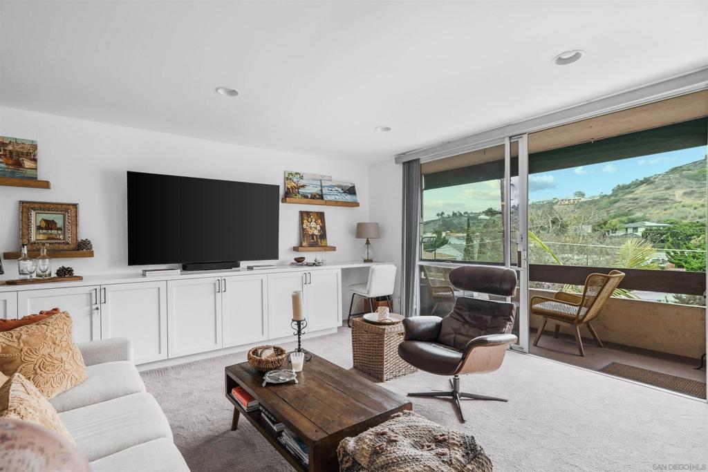 6455 La Jolla Blvd #246