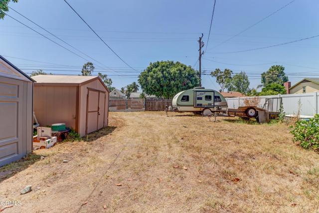 320 W Lemon Avenue, Monrovia CA: https://media.crmls.org/mediaz/da9be792-9416-4398-97ab-54ce9d1bbd9d.jpg