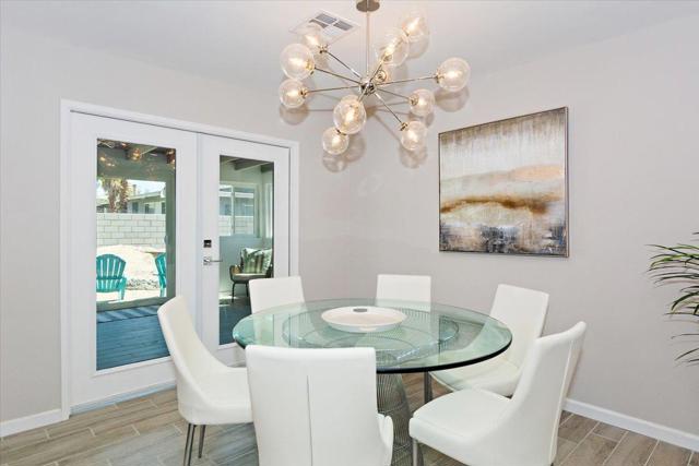 10-Dining Room
