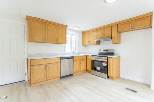 Detail Gallery Image 4 of 12 For 17900 Ocean Drive #25,  Fort Bragg,  CA 95437 - 2 Beds | 1 Baths