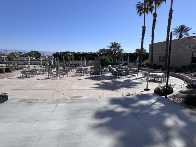 81620 Avenue 49, Indio CA: https://media.crmls.org/mediaz/da9d755d-ed39-4beb-b0ef-0310a3487894.jpg