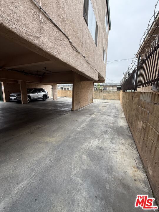 8307 S Figueroa Street, Los Angeles CA: https://media.crmls.org/mediaz/da9e2c90-aec0-443c-b4c1-9f621656688a.jpg