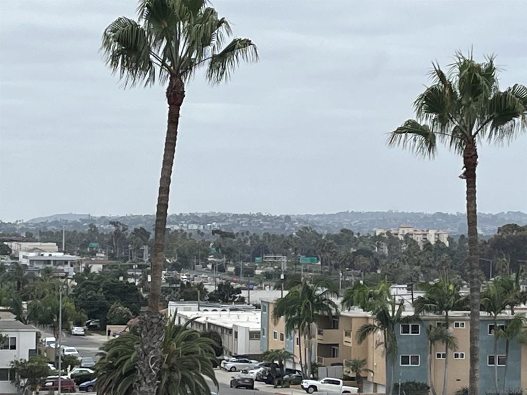 2540 Clairemont Dr - photo 8