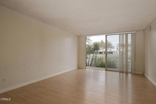 1000 Cordova Street, Pasadena CA: https://media.crmls.org/mediaz/daa30c0c-7df2-4c23-9627-a9ac4b625a1f.jpg