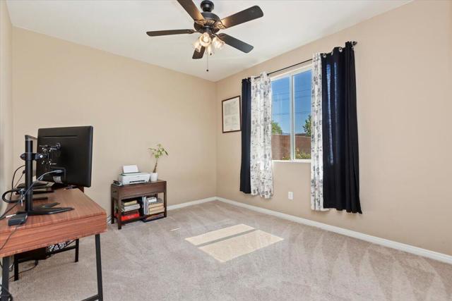 42330 Bridges Court, Indio CA: https://media.crmls.org/mediaz/daa3ff45-5526-4768-8a8c-b0fc6243739e.jpg