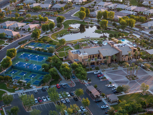 82650 Walker Canyon Drive, Indio CA: https://media.crmls.org/mediaz/daa45855-c462-4347-873f-5954d5cd970d.jpg