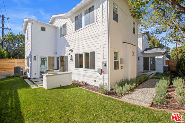 Drew Fenton | 744 Almar Avenue Pacific Palisades CA | MLS: 7446010 Drew Fenton | 744 Almar Avenue Pacific Palisades CA | MLS: 7446010