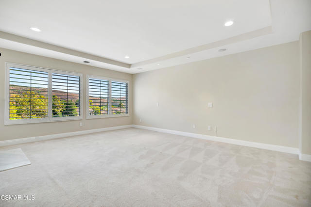 3044 Ferncrest Place, Thousand Oaks CA: https://media.crmls.org/mediaz/daa4bf3c-afe3-4c4d-95cf-12610a6ea355.jpg