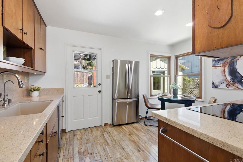 258 Barbara Avenue - photo 9