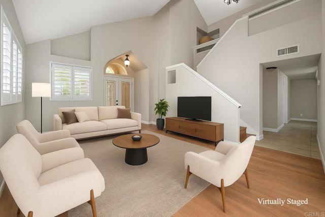 Detail Gallery Image 4 of 48 For 1449 Genoa Dr, Vista,  CA 92081 - 4 Beds | 2/1 Baths