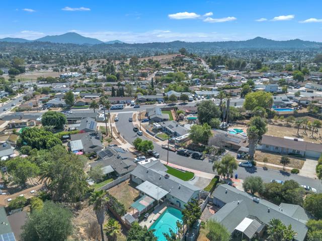 1545 Meadow, El Cajon CA: https://media.crmls.org/mediaz/daa5cb26-65fb-49f9-898c-b7273e5452bf.jpg