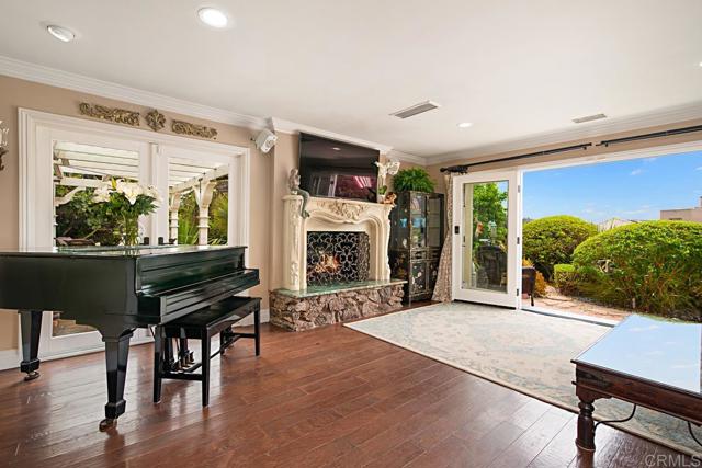 Detail Gallery Image 3 of 30 For 12941 via Esperia, Del Mar,  CA 92014 - 2 Beds | 1 Baths