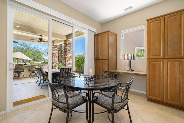 61436 Topaz Drive, La Quinta CA: https://media.crmls.org/mediaz/daa674df-3f6c-44bb-8661-cee2f0ad5e78.jpg