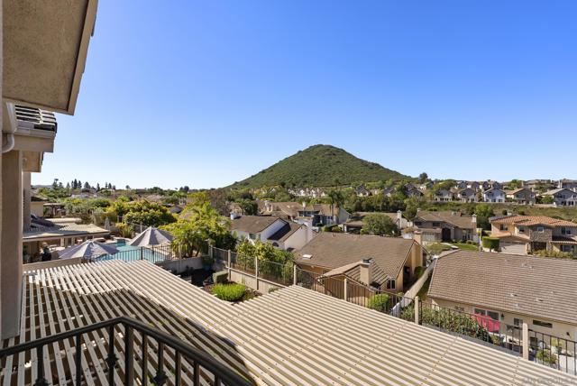 Image 32 of 61 For 18658 Locksley St