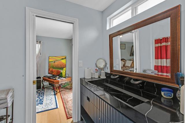 419 Harvey Way, Pacifica CA: https://media.crmls.org/mediaz/daa6976b-9cfa-4efa-96f1-6b4db74d9923.jpg