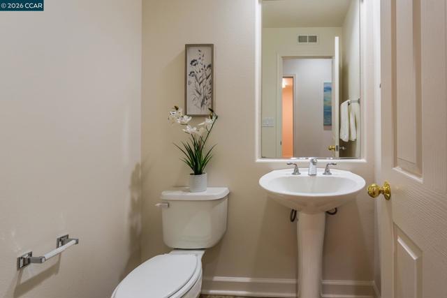 Image 14 of 35 For 7592 Meadow Ct