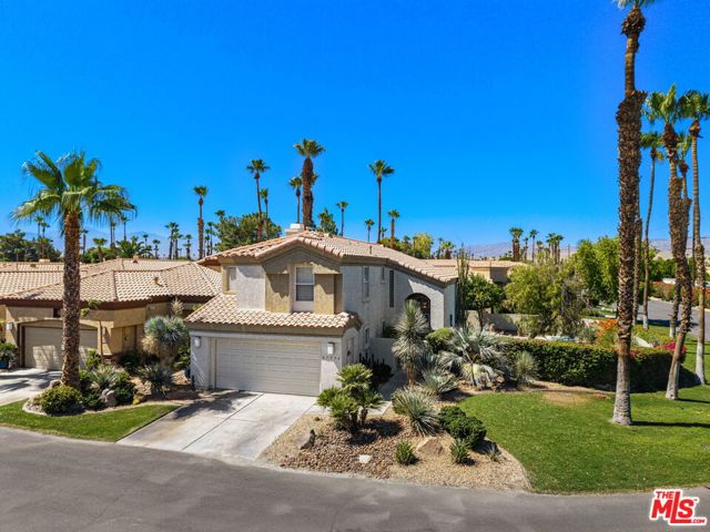 67954 S Trancas Drive, Cathedral City CA: https://media.crmls.org/mediaz/daa7184d-221f-46a7-a020-eb4fe527c2a2.jpg