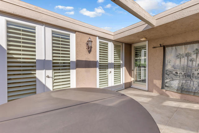 77690 Seminole Rd, Indian Wells CA: https://media.crmls.org/mediaz/daa7422d-fba1-4e15-af11-6adc4c307889.jpg