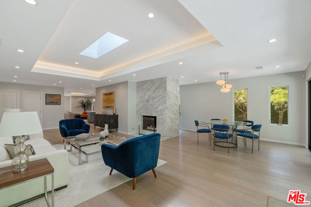 2829 Westbrook Avenue, Los Angeles CA: https://media.crmls.org/mediaz/daa76a2a-7913-4869-9a88-839af1aad7d7.jpg