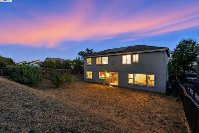 3909 Danbury Way, Fairfield CA: https://media.crmls.org/mediaz/daa79b4b-6efd-4935-b0bc-205e7d80fed7.jpg