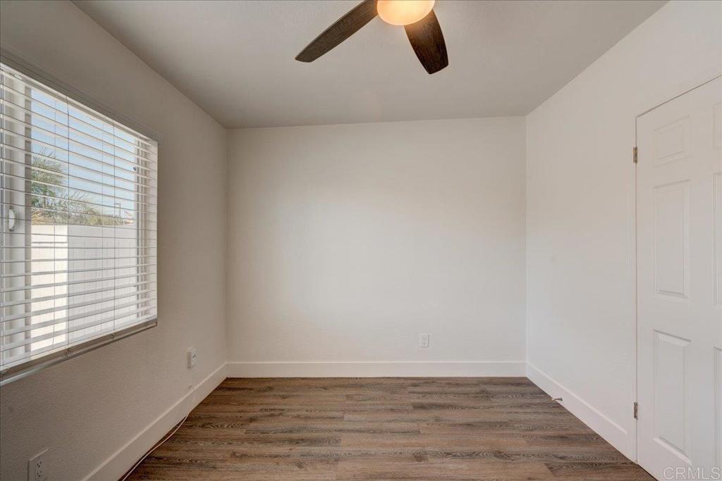 1103 33rd St - photo 13