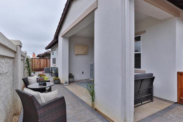 2102 White Oak Drive, Hollister CA: https://media.crmls.org/mediaz/daa8a7a1-036e-40d4-acdf-9922b269b534.jpg