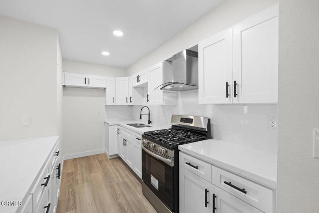566 Ebbtide Circle, Port Hueneme CA: https://media.crmls.org/mediaz/daab5338-9ace-4a25-b4a9-0880e412f546.jpg
