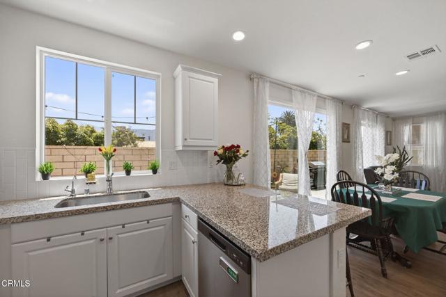 Detail Gallery Image 17 of 45 For 275 Fuerte Dr, Santa Paula,  CA 93060 - 4 Beds | 3 Baths