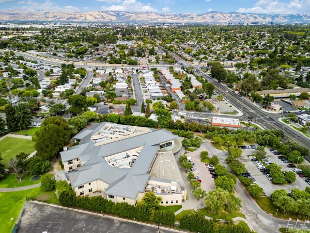 850 Las Palmas Drive, Santa Clara CA: https://media.crmls.org/mediaz/daacd962-51ff-4879-8fae-f8293b9f76a4.jpg