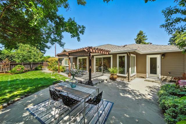 2008 Crist Drive, Los Altos CA: https://media.crmls.org/mediaz/dab04426-7a07-44af-9eb2-1b4f11c2bb4a.jpg