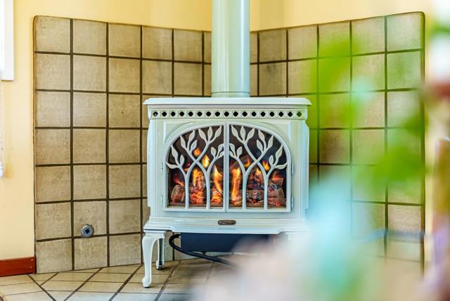 249 Spreckels Drive, Aptos CA: https://media.crmls.org/mediaz/dab28b2d-48f5-4e67-ab68-d634a26f4c06.jpg
