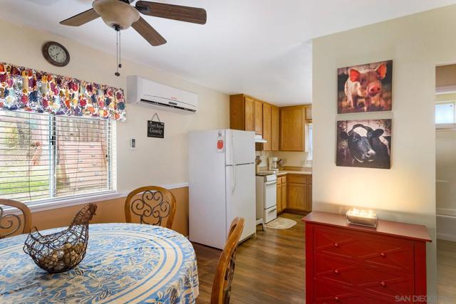 4026 Highway 78, Julian CA: https://media.crmls.org/mediaz/dab319fc-f98b-4617-ba34-8047c6a41db8.jpg