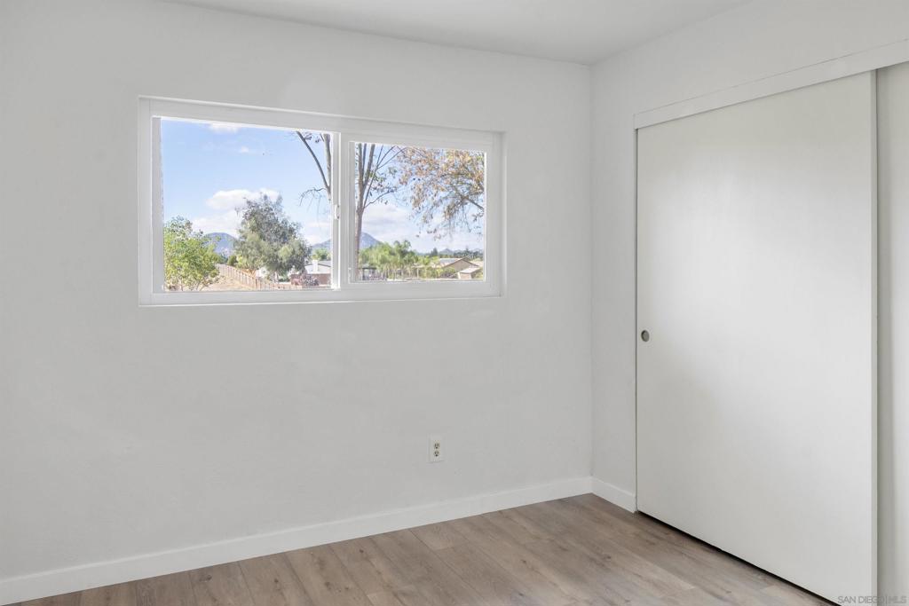 MLS #250040937SD image #10