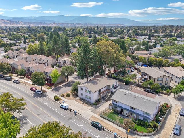 476 Branham Lane, San Jose CA: https://media.crmls.org/mediaz/dab37594-7dd0-4f5d-ad72-1d2b1370fc67.jpg