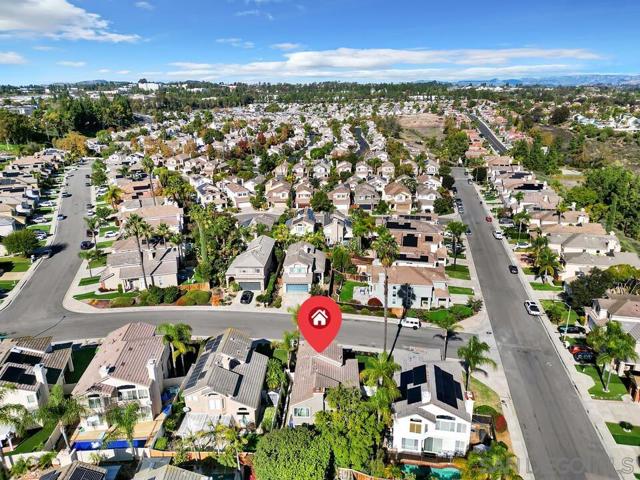 12169 Via San Loreno, San Diego CA: https://media.crmls.org/mediaz/dab3d3ac-48d5-40bf-811b-5c13d0f4edf0.jpg