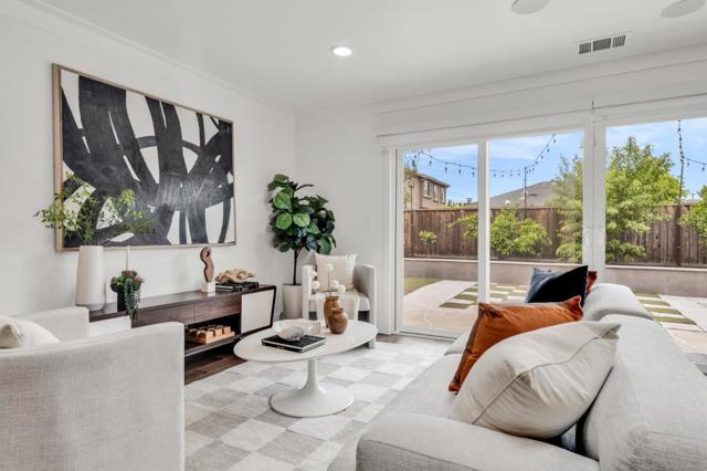 638 Enos Court, Santa Clara CA: https://media.crmls.org/mediaz/dab54106-960b-482f-87d5-50d8bef18843.jpg