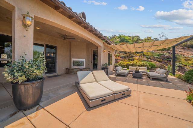 5102 Espinoza Road, El Cajon CA: https://media.crmls.org/mediaz/dab59440-557d-46a3-b744-a211a1edd61a.jpg