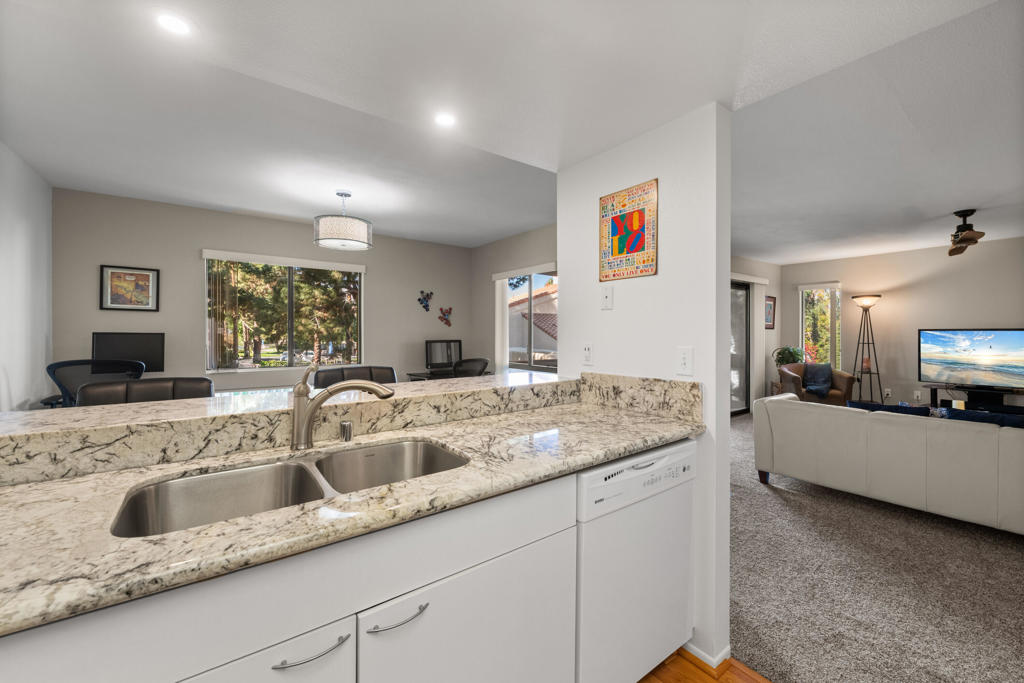 MLS #219138576DA image #10