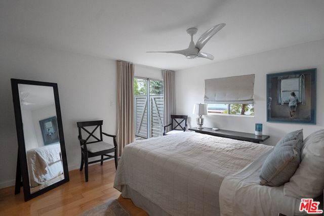 626 Pacific Street, Santa Monica CA: https://media.crmls.org/mediaz/dab74ad8-5601-4285-9431-3f431521553f.jpg