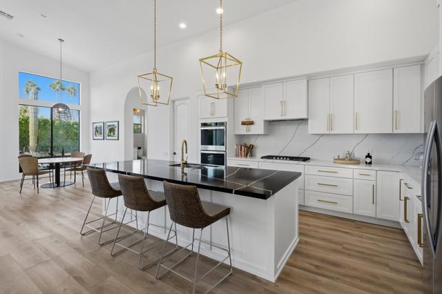 50245 Mountain Shadows Road, La Quinta CA: https://media.crmls.org/mediaz/dab76f97-8e92-4a18-abf3-451f48c5549c.jpg