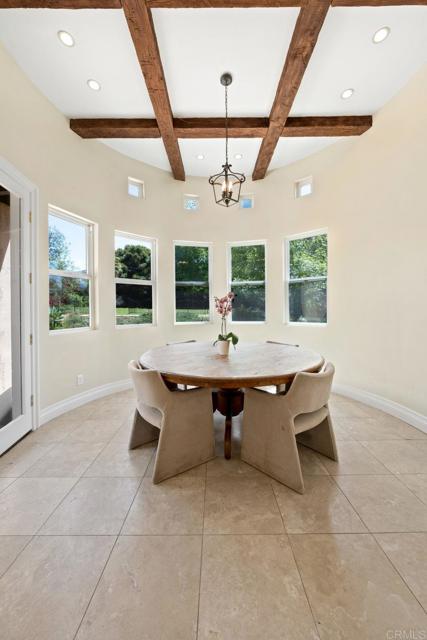 Detail Gallery Image 9 of 75 For 1455 Independence Way, Vista,  CA 92084 - 4 Beds | 6 Baths