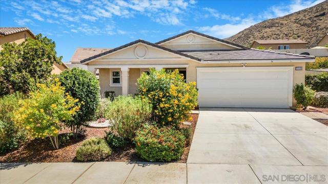 33129 Big Range Dr, Winchester CA: https://media.crmls.org/mediaz/dab9c4fb-79b9-4a41-aab8-9492b4efba80.jpg