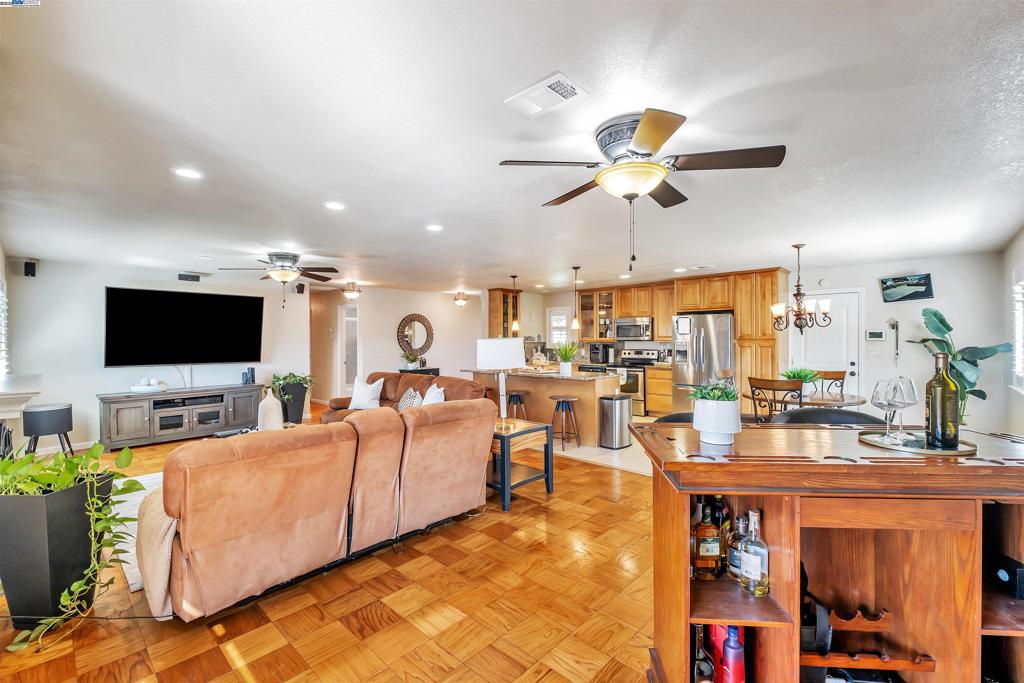 MLS #41101799 image #7