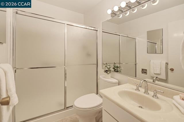 Image 36 of 59 For 839 Terra California Dr  3