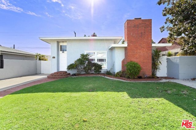 4157 Tivoli Avenue, Los Angeles CA: https://media.crmls.org/mediaz/daba9313-cdd7-4071-827f-8b3a3632f506.jpg