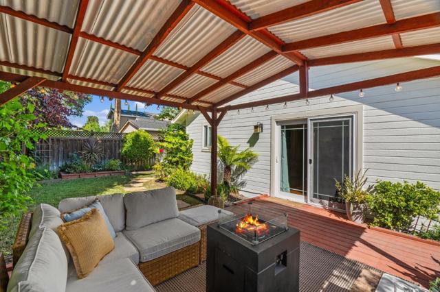 207 Brooklyn Avenue, San Jose CA: https://media.crmls.org/mediaz/dabaecb4-6880-4d3b-98fd-4f676abc713c.jpg