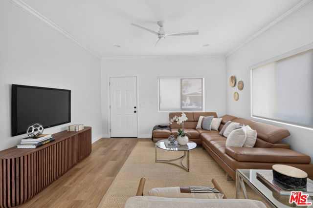 1308 West 53rd Street photo 4