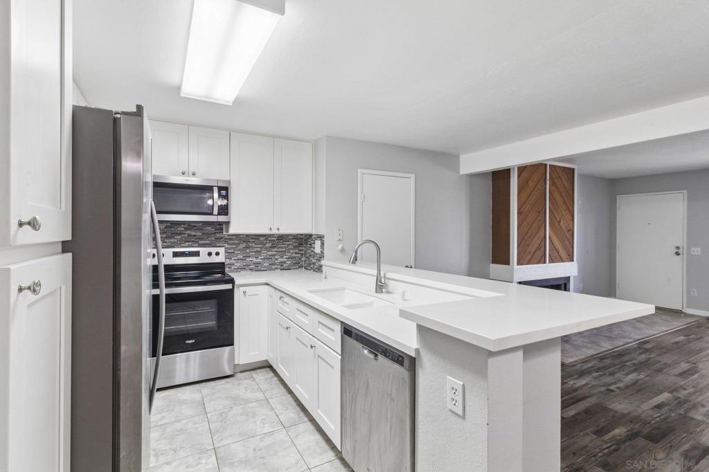 9140 Gramercy Dr - photo 11